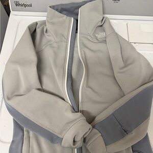 Women’s North Face Jacket